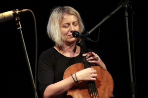 Dorota Barová Trio